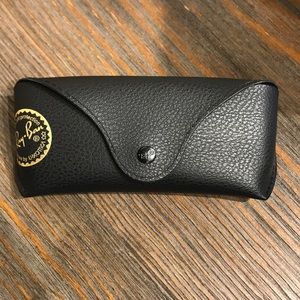 Ray-Ban black sunglass case with lens wipe